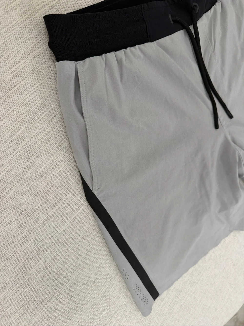 Vuori Men’s Domain Performance Shorts 7”